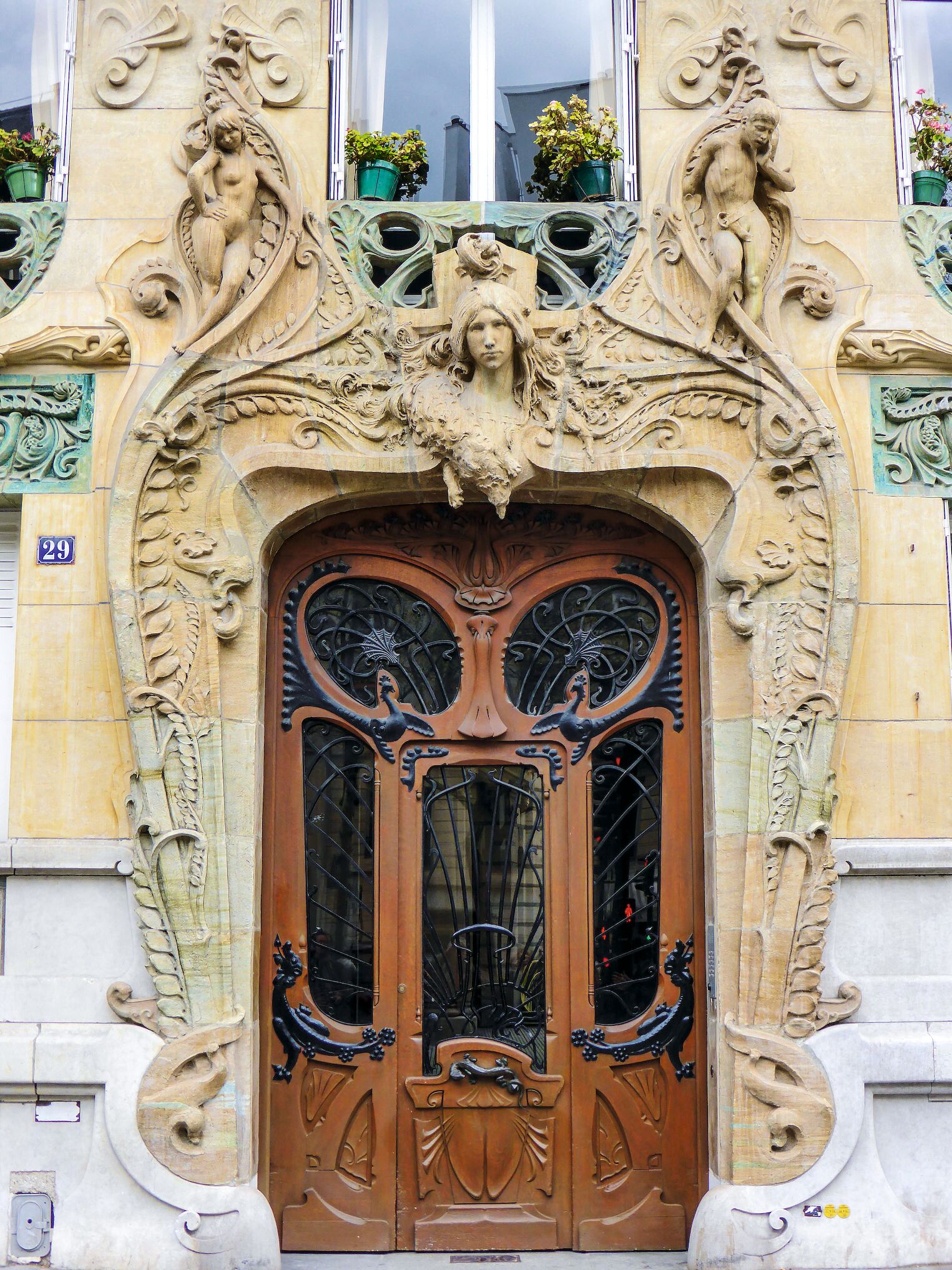 Immeuble Lavirotte, à Paris