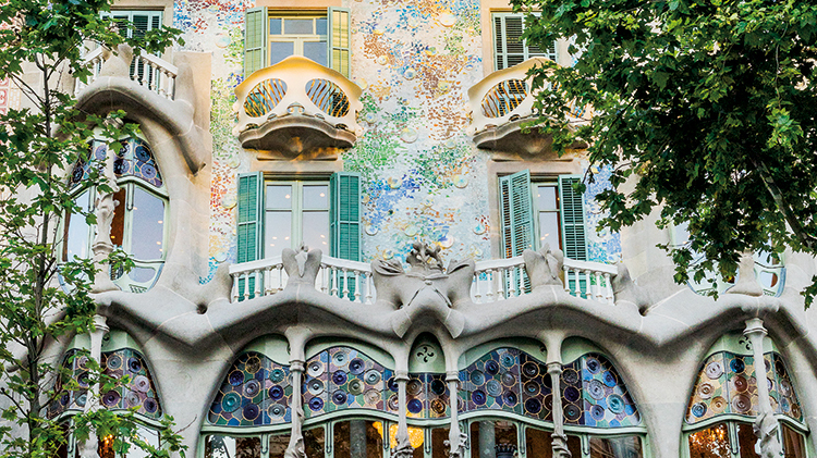 Le détail de la casa Battló