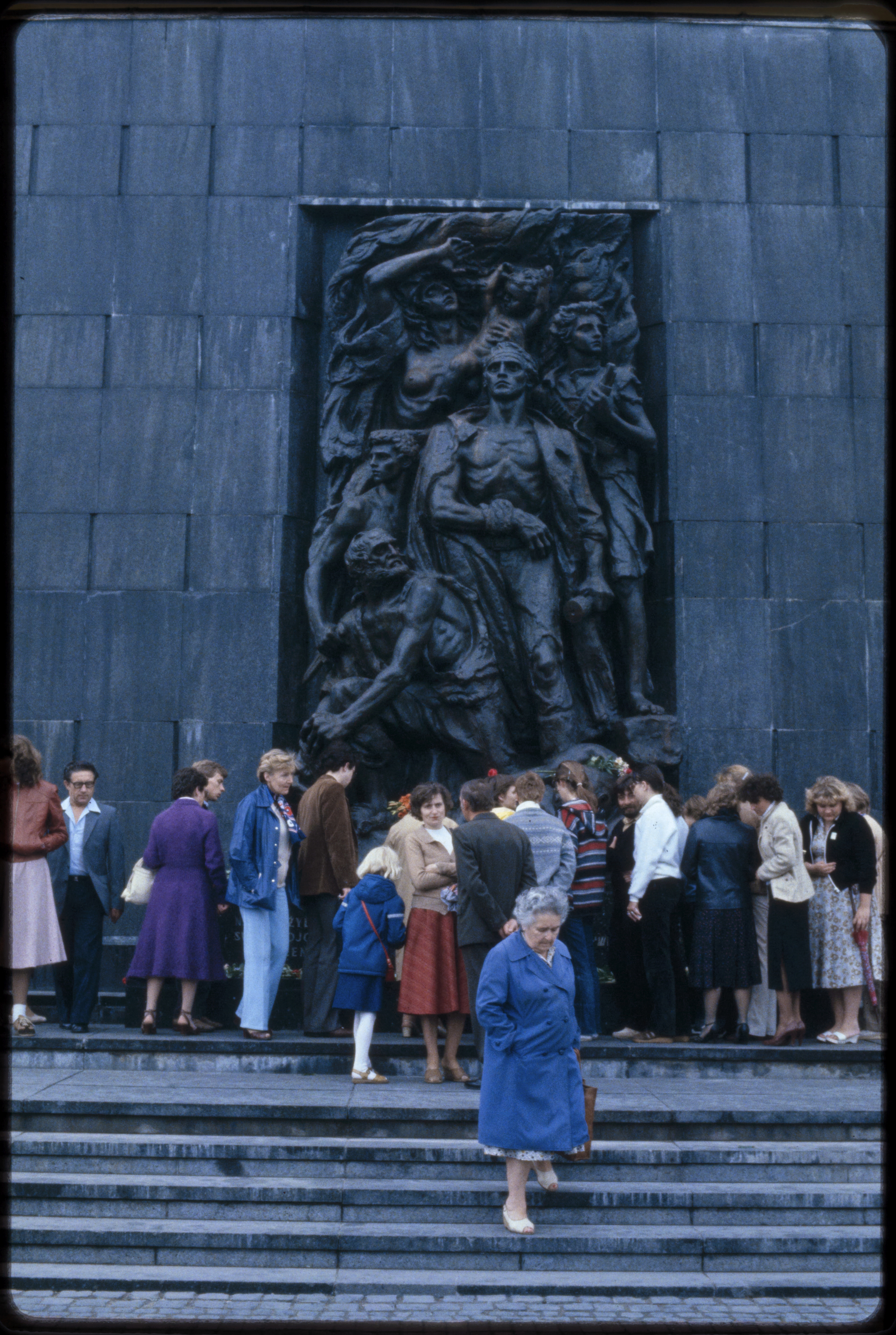 Le monument aux Héros du ghetto, à Varsovie