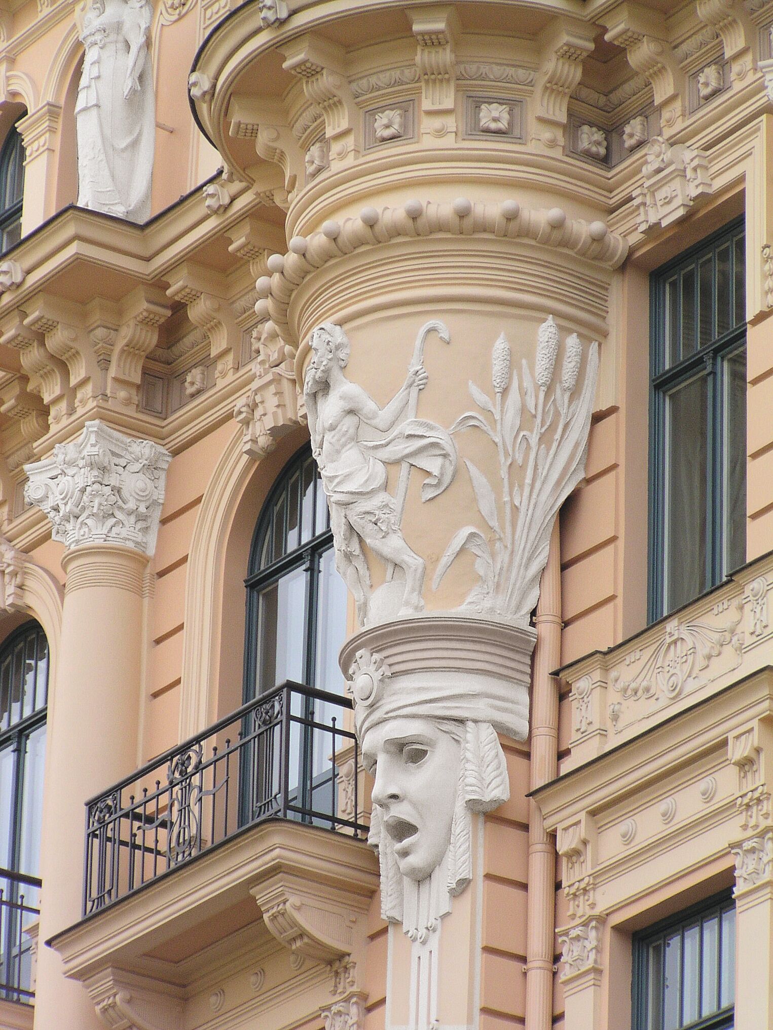 Détail d’une façade Art nouveau à Riga Détail d’une façade Art nouveau à Riga